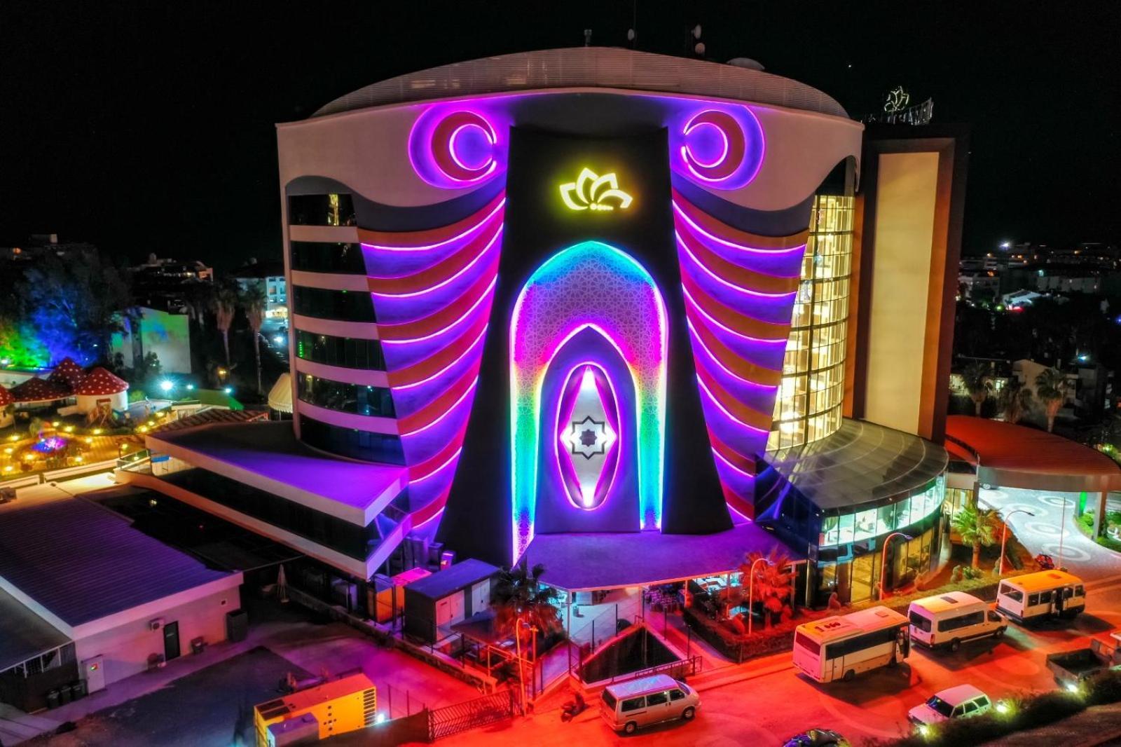 The Marilis Hill Resort Hotel & Spa Ultra All Inclusive Окурджалар Екстериор снимка
